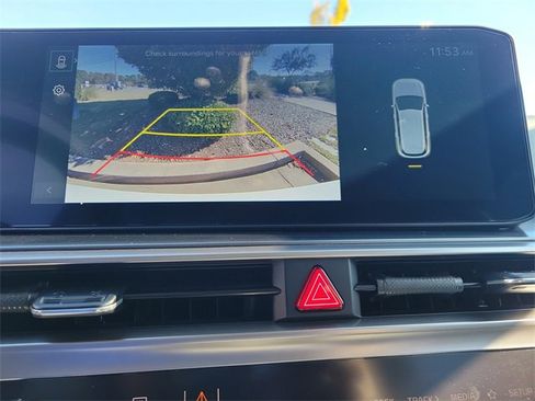 Certified 2024 Kia Sorento S w/ Panoramic Sunroof Package image 25