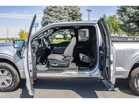 Used 2021 Ford F150 XL w/ Equipment Group 101A High AWD/4WD image 14