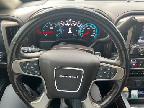 Used 2018 GMC Sierra 1500 Denali w/ Denali Ultimate Package AWD/4WD image 37