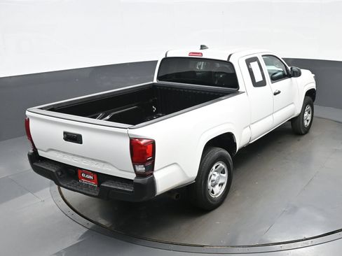 Used 2022 Toyota Tacoma SR AWD/4WD image 39