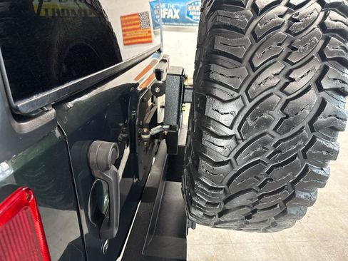 Used 2012 Jeep Wrangler Unlimited Sport AWD/4WD image 86
