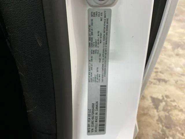 Used 2025 Chrysler Pacifica Select FWD image 89