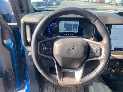 Used 2023 Ford Bronco Wildtrak AWD/4WD image 11
