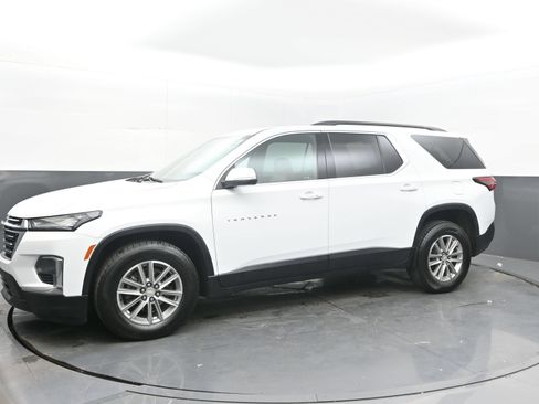 Used 2022 Chevrolet Traverse LT AWD/4WD image 4