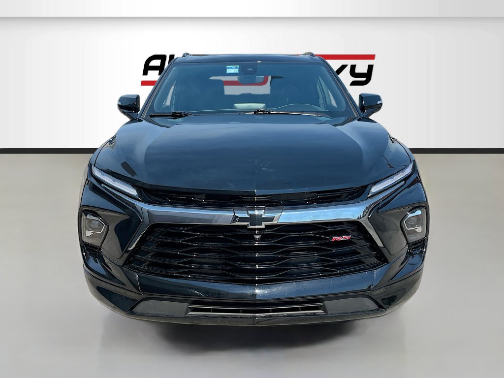Used 2023 Chevrolet Blazer RS w/ Driver Confidence II Package AWD/4WD image 2
