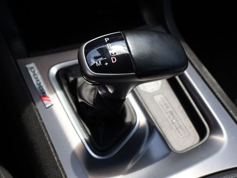 Used 2020 Dodge Charger SXT w/ Leather Interior Group RWD image 13