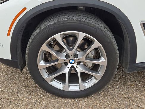 Used 2023 BMW X5 sDrive40i image 10