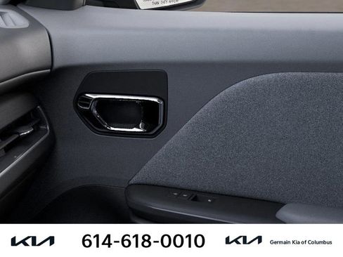 New 2025 Kia K4 LXS image 28