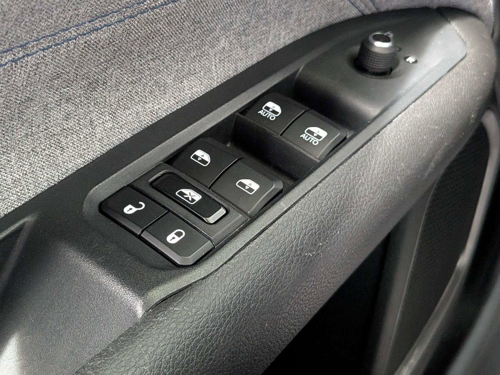 Used 2024 Jeep Compass Latitude AWD/4WD image 26