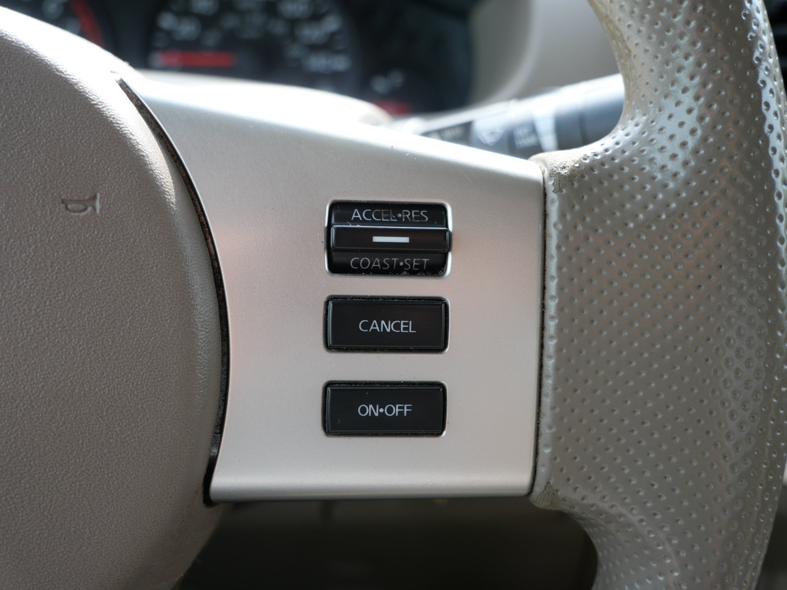 Used 2014 Nissan Frontier SV w/ SV Value Truck Package AWD/4WD image 29