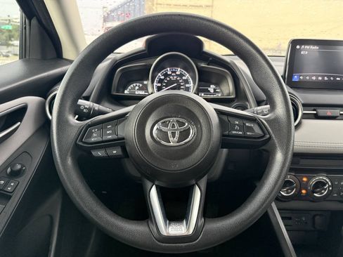 Used 2020 Toyota Yaris LE FWD image 15