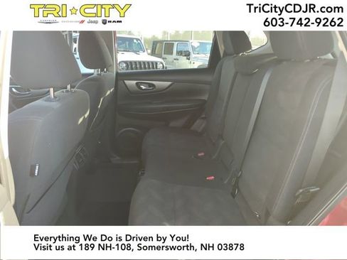 Used 2016 Nissan Rogue S image 30