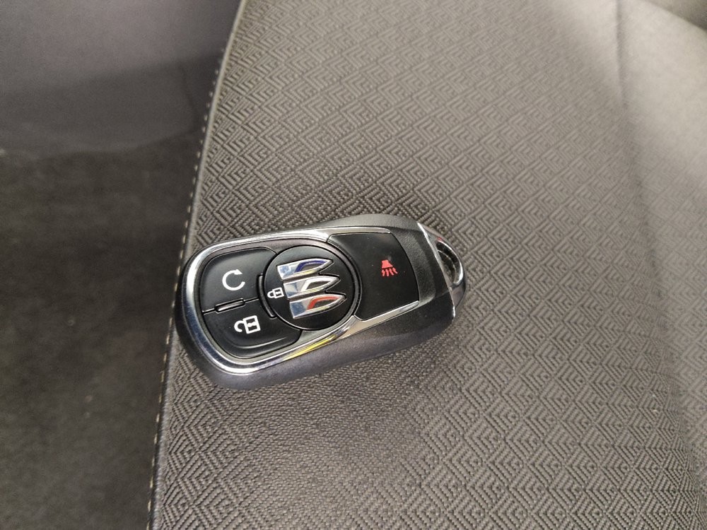 Used 2025 Buick Encore GX Preferred AWD/4WD image 32