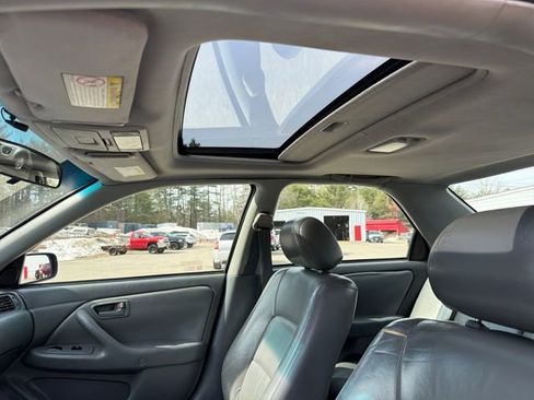 Used 1997 Toyota Camry XLE image 21