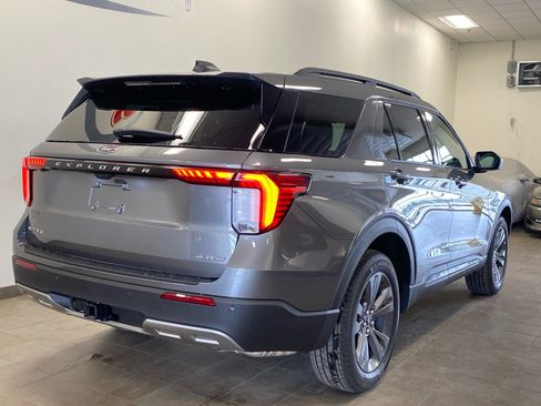New 2026 Ford Explorer Active w/ Active Comfort Package AWD/4WD image 9