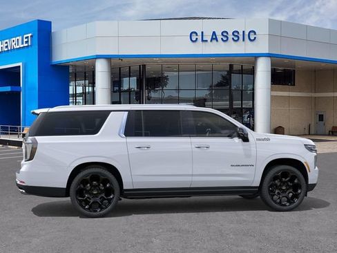 New 2026 Chevrolet Suburban High Country AWD/4WD image 5