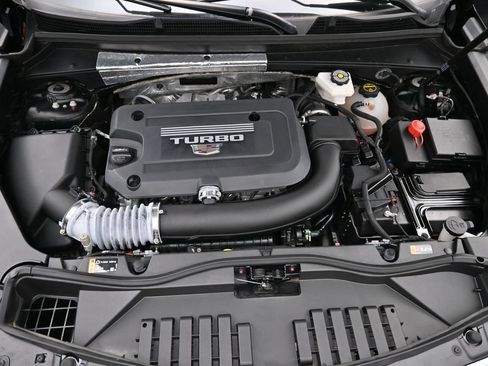 Used 2024 Cadillac XT4 Premium Luxury FWD image 26