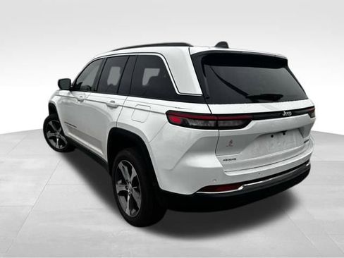 Used 2025 Jeep Grand Cherokee Limited w/ Trailer Tow Package image 7