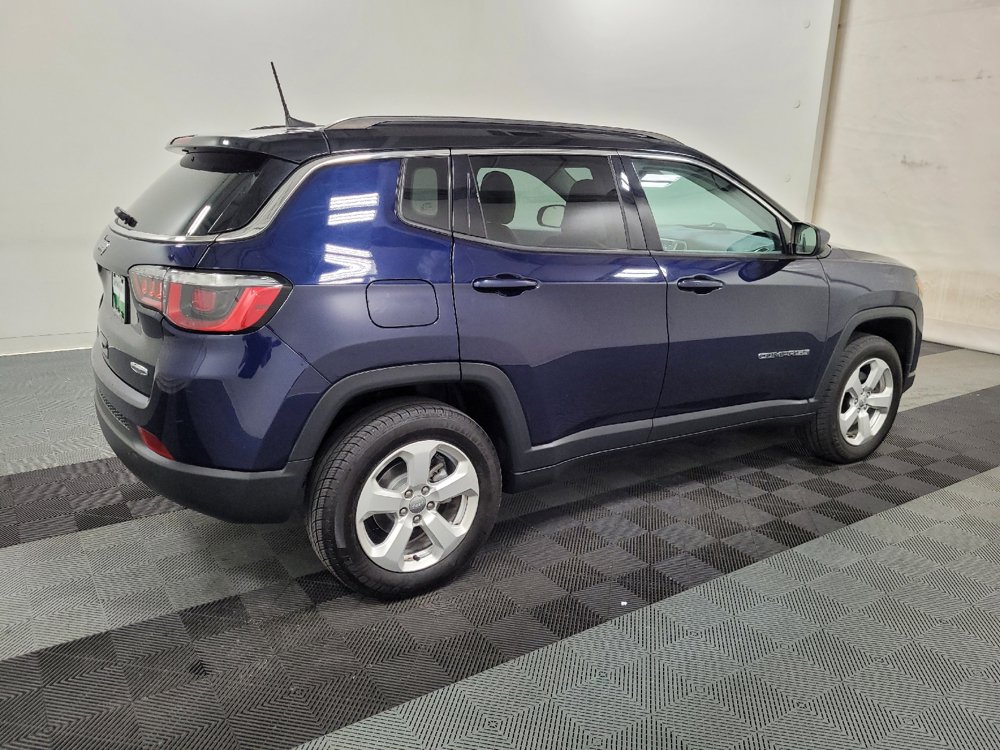 Used 2018 Jeep Compass Latitude w/ Popular Equipment Group AWD/4WD image 10