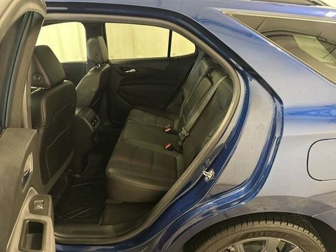 Used 2022 Chevrolet Equinox RS w/ LPO, Floor Liner Package image 13
