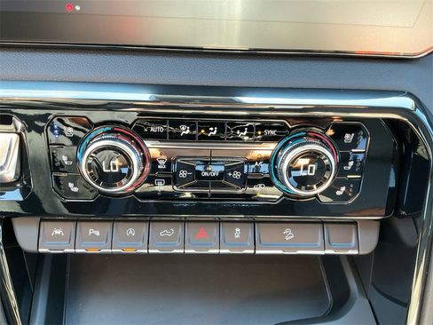 New 2026 GMC Sierra 1500 AT4 w/ AT4 Premium Package image 20