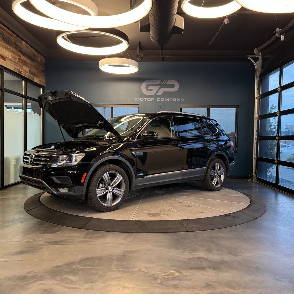 Used 2021 Volkswagen Tiguan SEL w/ 3rd Row Seat Package AWD/4WD image 25