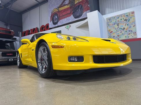 Used 2008 Chevrolet Corvette Z06 w/ Preferred Equipment Group image 36
