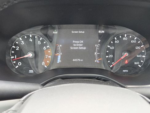 Used 2025 Jeep Compass Limited image 17