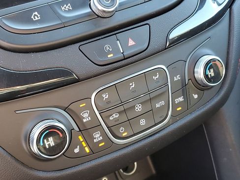 Certified 2023 Chevrolet Equinox RS w/ RS Leather Package image 21