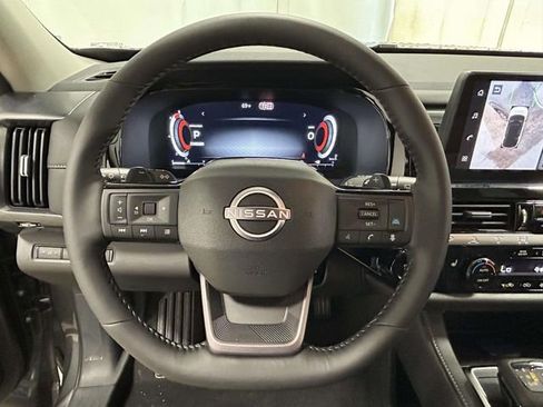 New 2026 Nissan Pathfinder SL FWD image 21