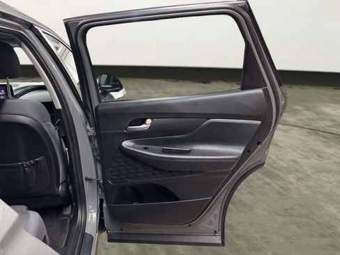 Used 2021 Hyundai Santa Fe SE FWD image 17