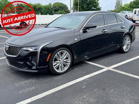 Used 2022 Cadillac CT4 Premium Luxury RWD image 1