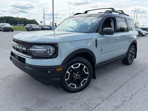 Used 2023 Ford Bronco Sport Outer Banks AWD/4WD image 3