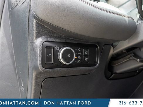 New 2026 Ford Explorer Active w/ Active Comfort Package AWD/4WD image 16