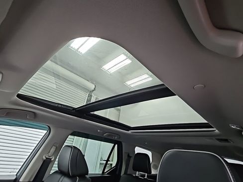 Used 2023 Honda Pilot Elite image 32