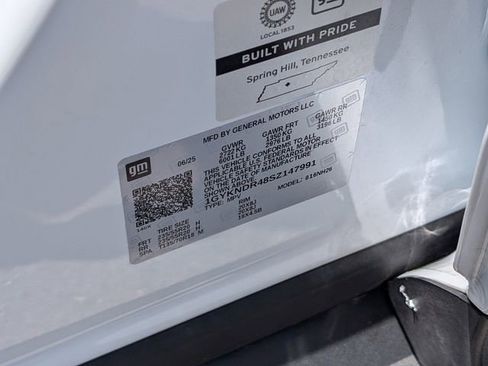 Used 2025 Cadillac XT5 Premium Luxury w/ Technology Package AWD/4WD image 10