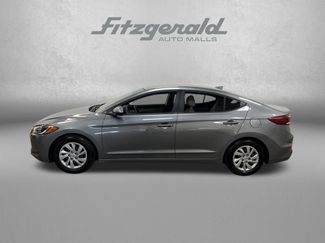 Used 2017 Hyundai Elantra SE video 2