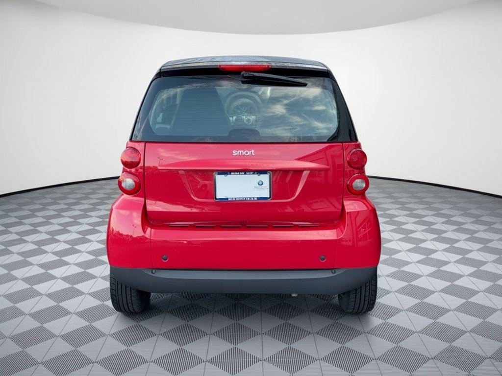 Used 2009 smart fortwo passion RWD image 11