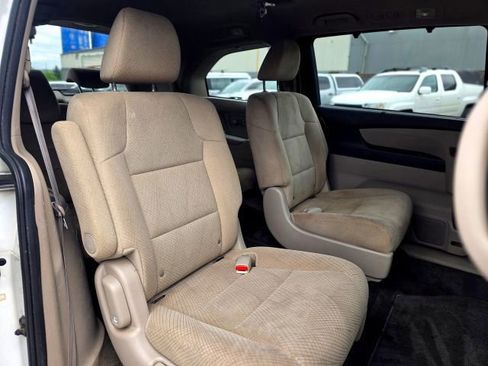 Used 2016 Honda Odyssey SE image 34