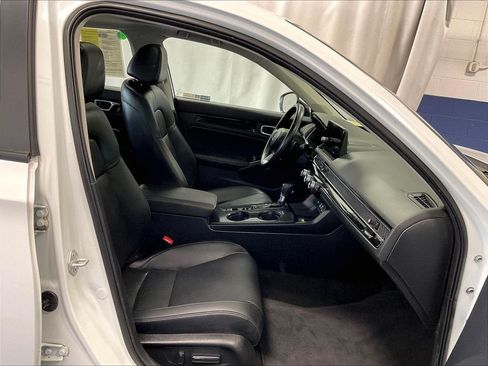 Used 2023 Honda Civic Touring image 11