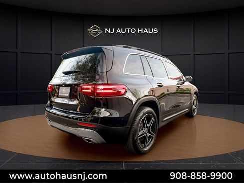 Used 2024 Mercedes-Benz GLB 250 image 12