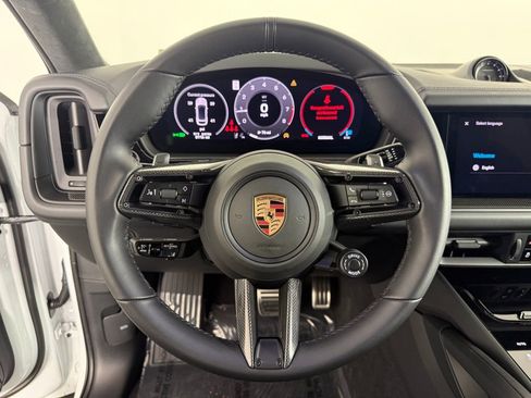 Certified 2025 Porsche Cayenne GTS AWD/4WD image 27