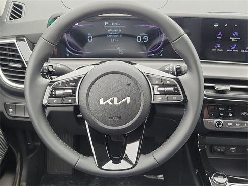 New 2025 Kia Seltos S image 21