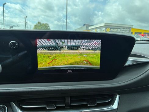 Used 2025 Buick Envista Preferred FWD image 18