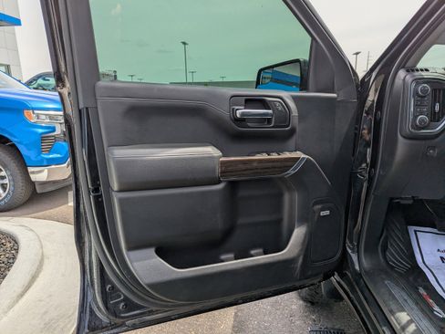 Used 2020 Chevrolet Silverado 1500 RST AWD/4WD image 11