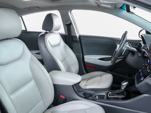 Used 2022 Hyundai Ioniq Limited FWD image 27