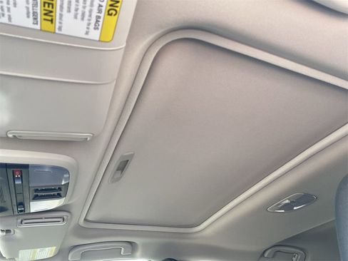 New 2025 Subaru Crosstrek 2.0i Premium image 18