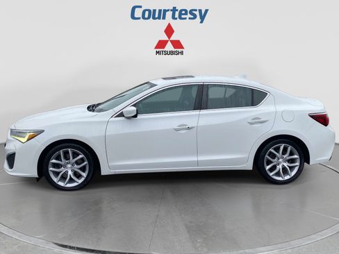 Used 2021 Acura ILX FWD image 2