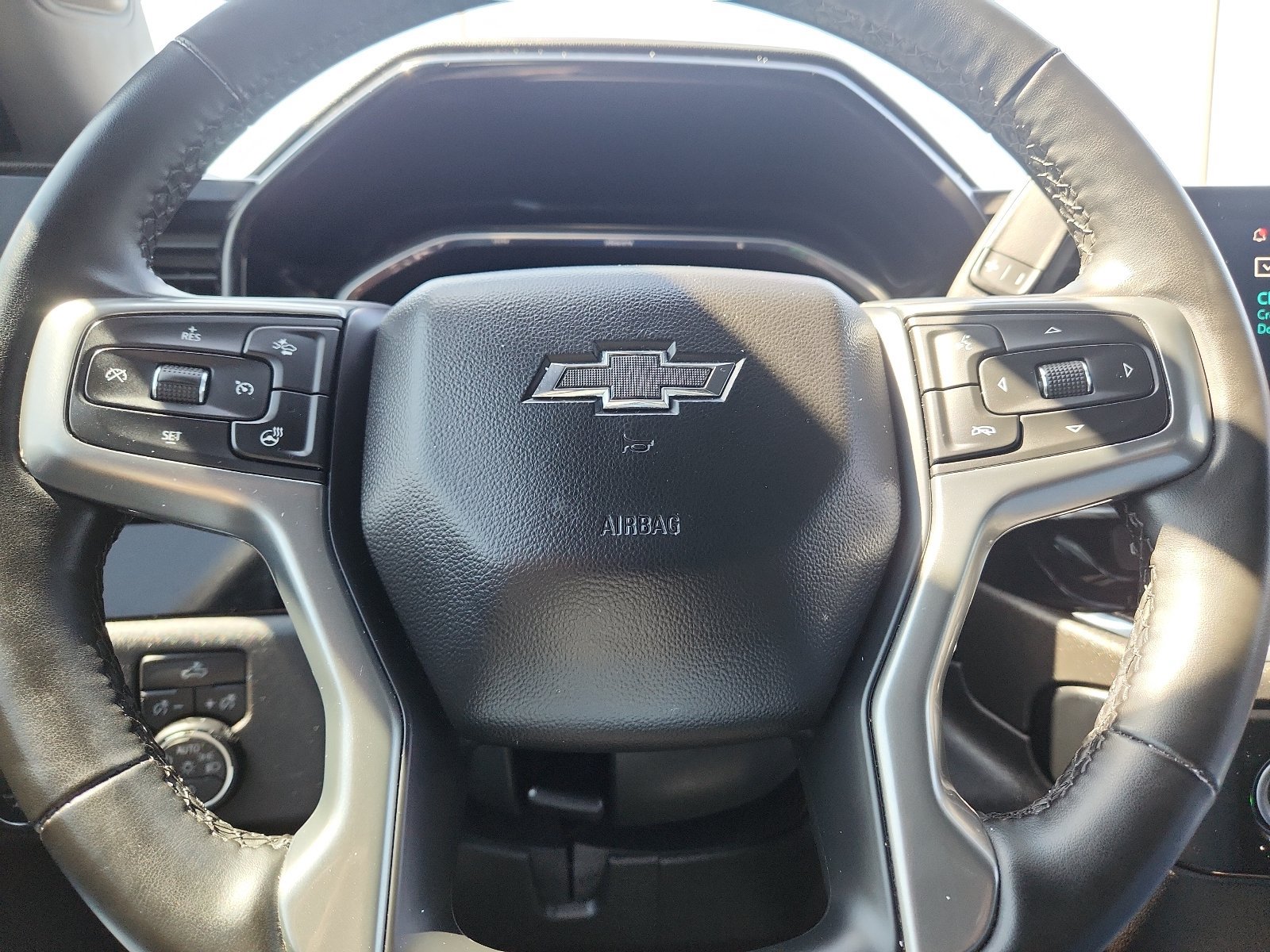 Used 2023 Chevrolet Silverado 1500 RST RWD image 19