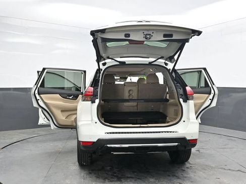 Used 2020 Nissan Rogue SL w/ Premium Package AWD/4WD image 45